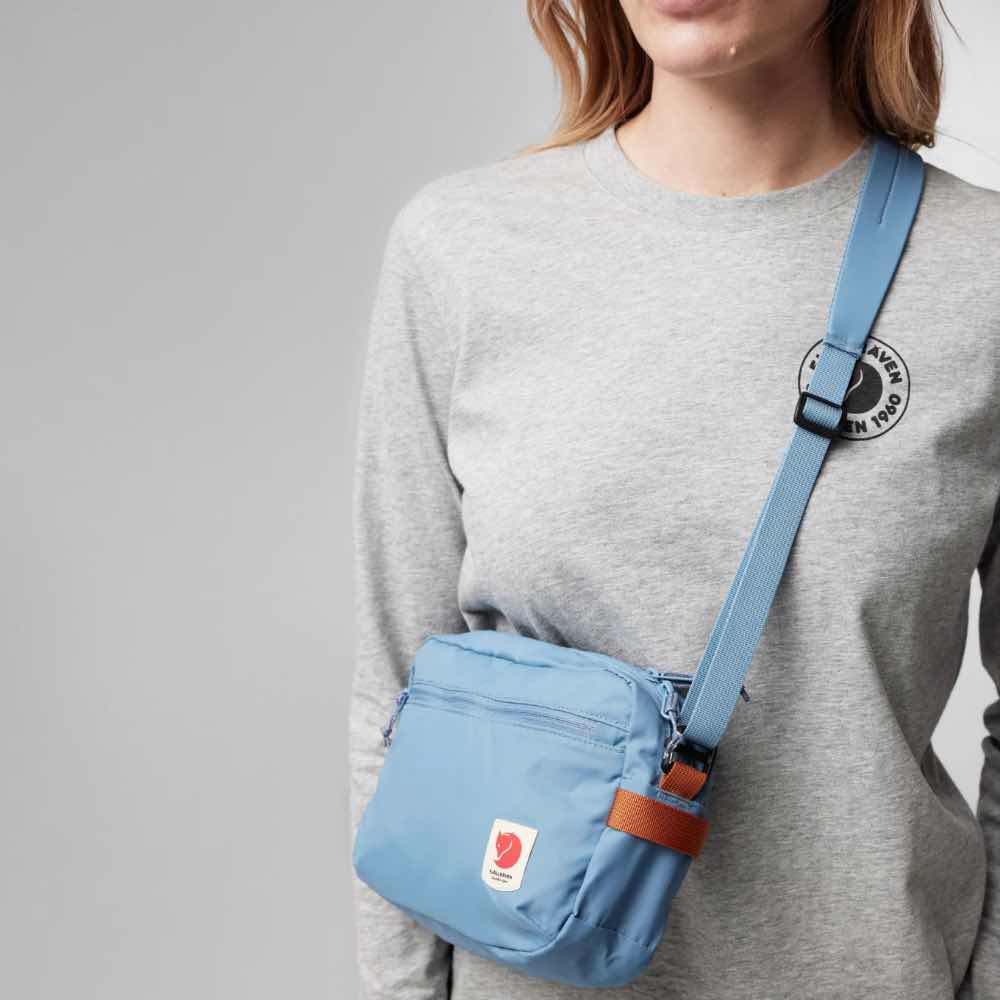 Fjällräven Olkalaukut High Coast Crossbody Treeline Outdoors