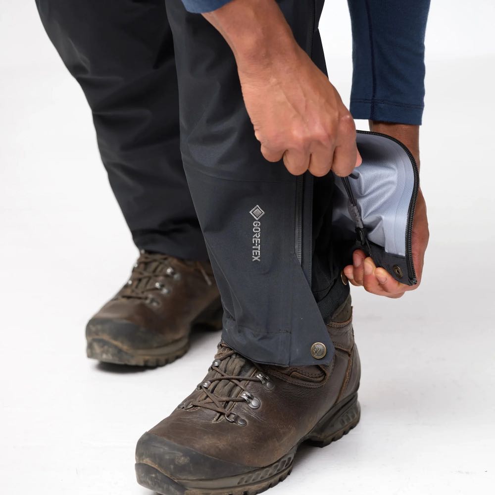 Fjällräven Vedenpitävät kuorihousut Keb GTX Trousers Men&#39;s Treeline Outdoors