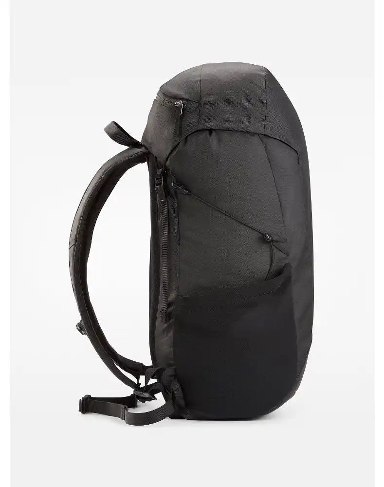 Arc&#39;teryx Päiväreput Mantis 30 Backpack Treeline Outdoors