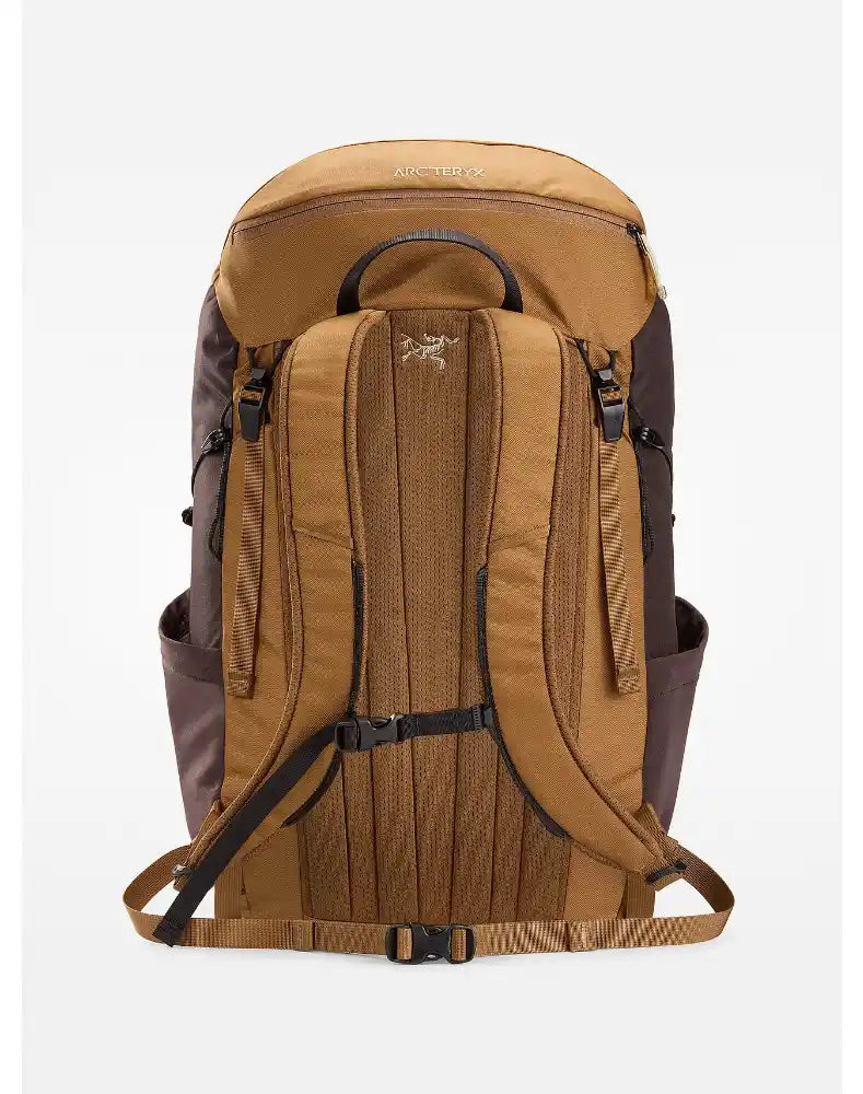 Arc&#39;teryx Päiväreput Mantis 30 Backpack Treeline Outdoors