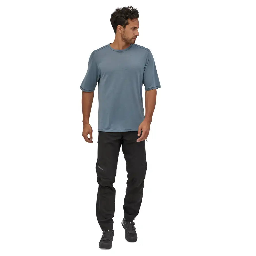 Patagonia Vedenpitävät kuorihousut Dirt Roamer Storm Pants Men&#39;s Treeline Outdoors