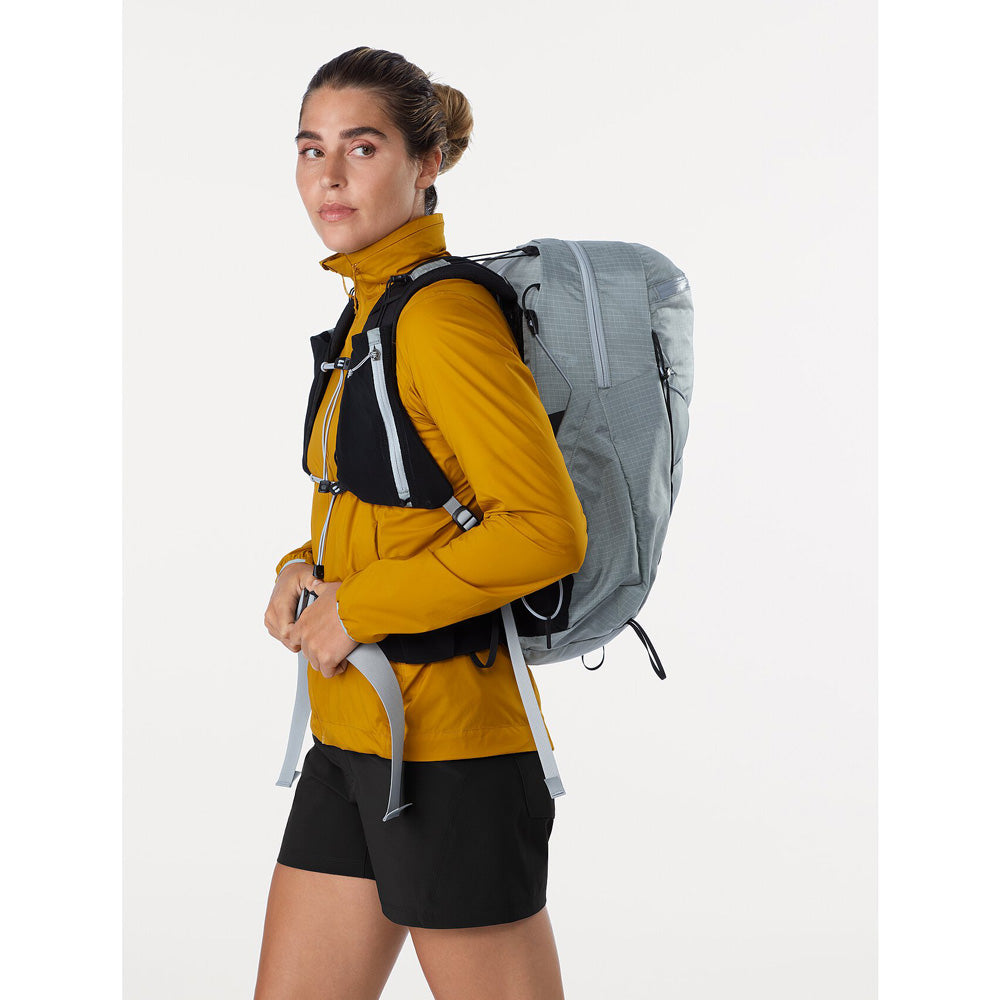 Arc&#39;teryx Reppu Aerios 30 Women&#39;s Treeline Outdoors